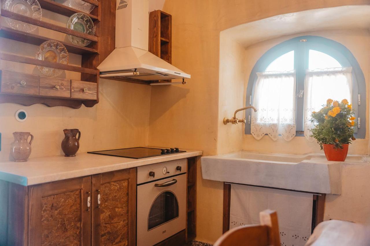 Kythera Secrets Suites Viaradika Екстериор снимка